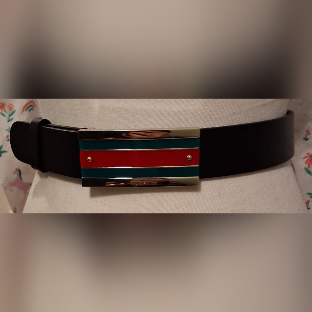 EUC Gucci Stripe Black Leather & Gold Tone Unisex Casual Everyday Prep Belt 39in